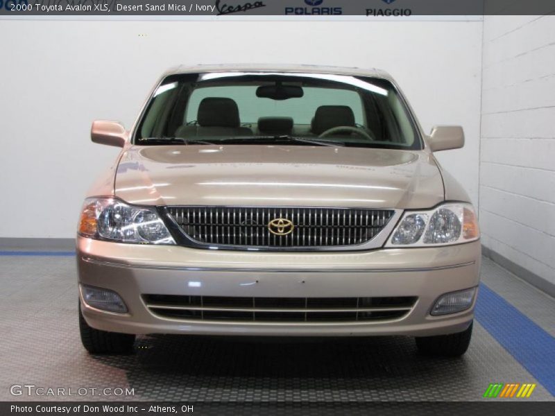 Desert Sand Mica / Ivory 2000 Toyota Avalon XLS