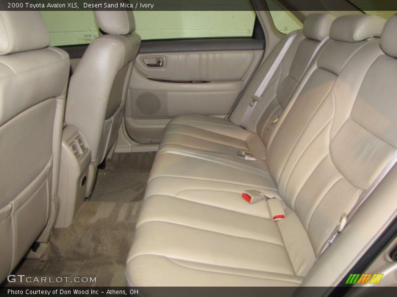 Desert Sand Mica / Ivory 2000 Toyota Avalon XLS