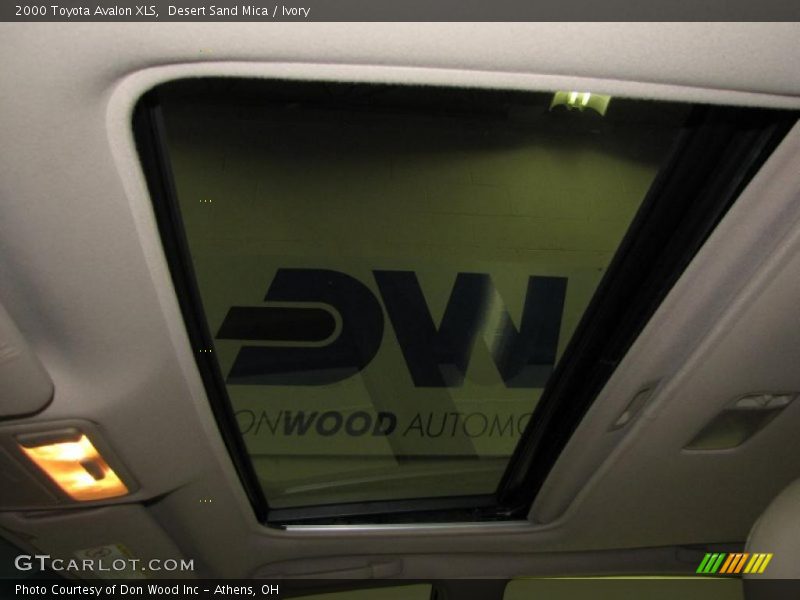 Desert Sand Mica / Ivory 2000 Toyota Avalon XLS