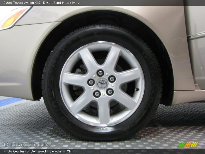 Desert Sand Mica / Ivory 2000 Toyota Avalon XLS