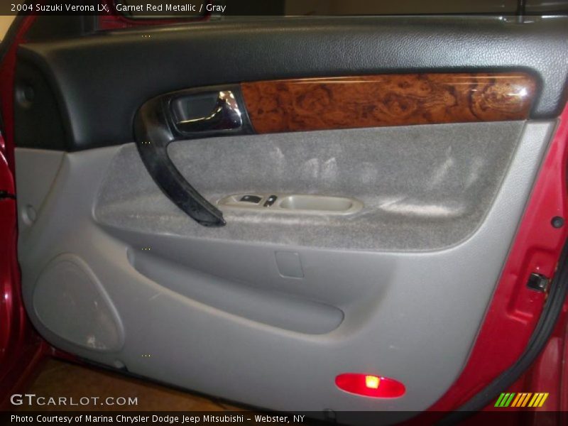 Garnet Red Metallic / Gray 2004 Suzuki Verona LX