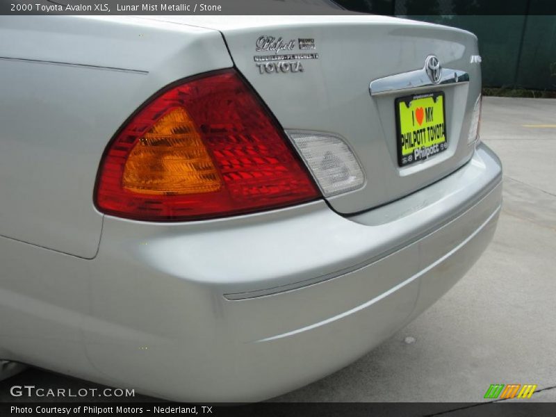 Lunar Mist Metallic / Stone 2000 Toyota Avalon XLS
