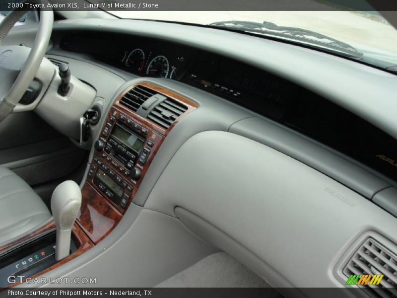 Lunar Mist Metallic / Stone 2000 Toyota Avalon XLS