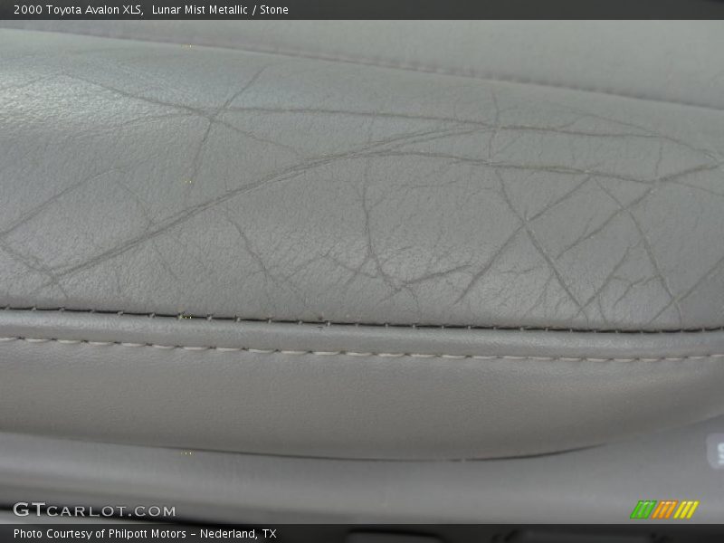 Lunar Mist Metallic / Stone 2000 Toyota Avalon XLS