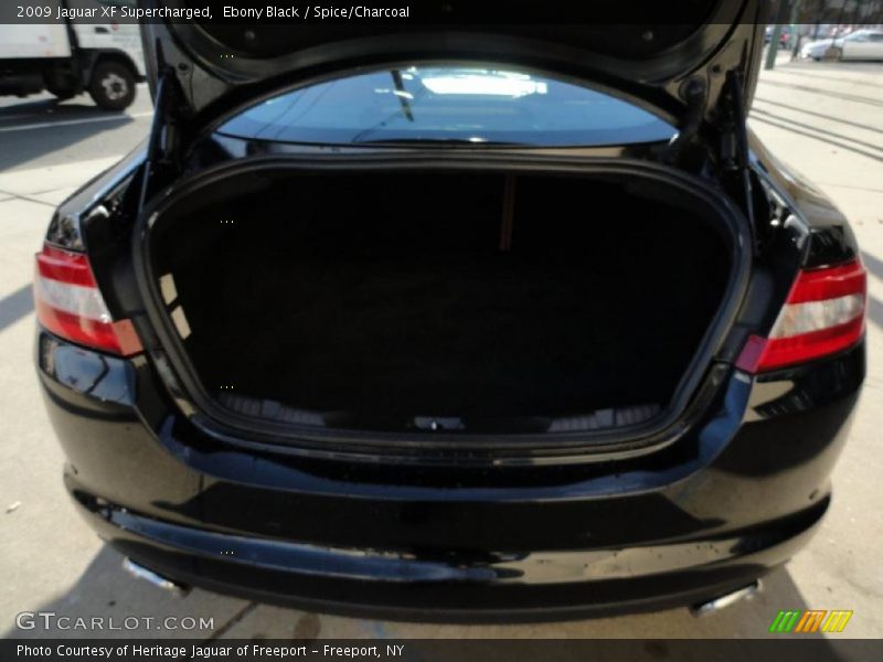  2009 XF Supercharged Trunk