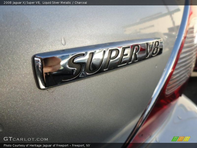  2008 XJ Super V8 Logo