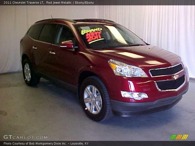 Red Jewel Metallic / Ebony/Ebony 2011 Chevrolet Traverse LT