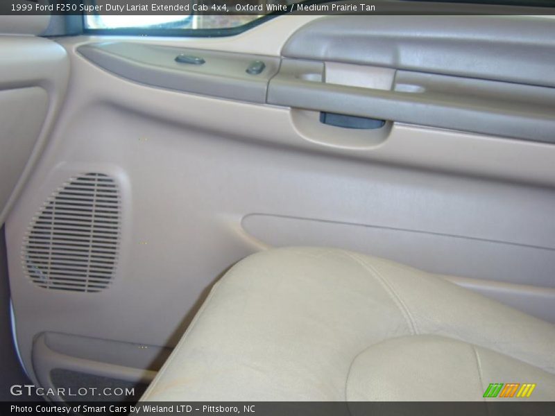Oxford White / Medium Prairie Tan 1999 Ford F250 Super Duty Lariat Extended Cab 4x4
