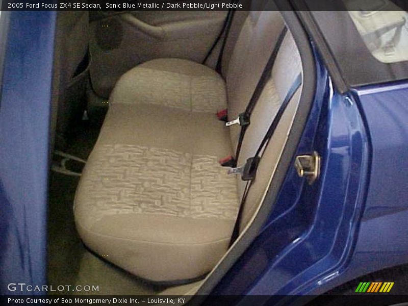 Sonic Blue Metallic / Dark Pebble/Light Pebble 2005 Ford Focus ZX4 SE Sedan