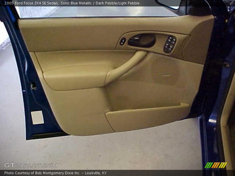Sonic Blue Metallic / Dark Pebble/Light Pebble 2005 Ford Focus ZX4 SE Sedan