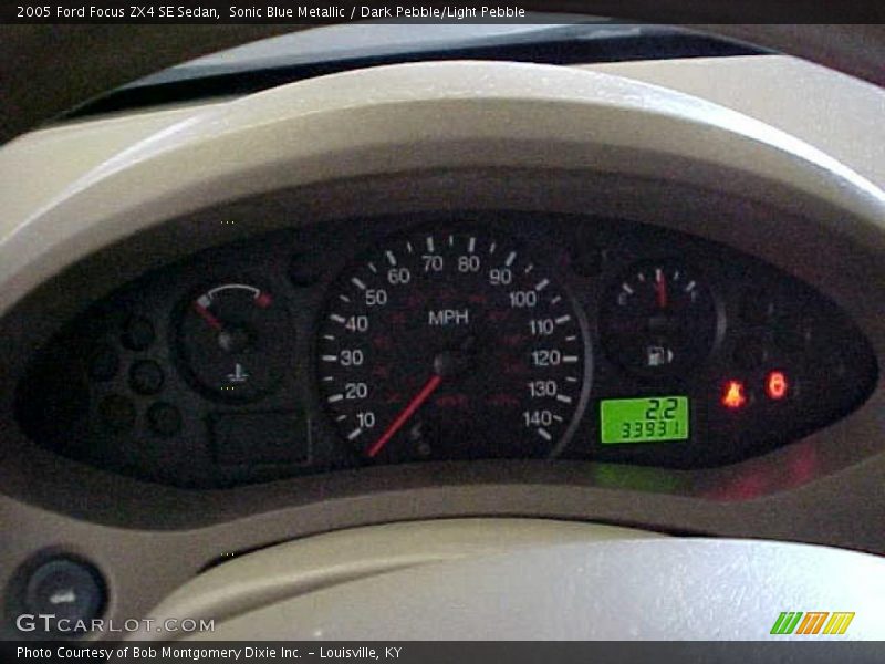 Sonic Blue Metallic / Dark Pebble/Light Pebble 2005 Ford Focus ZX4 SE Sedan