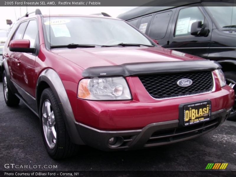 Redfire Metallic / Pebble 2005 Ford Freestyle SEL AWD