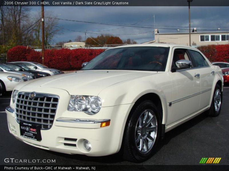 Cool Vanilla / Dark Slate Gray/Light Graystone 2006 Chrysler 300 C HEMI
