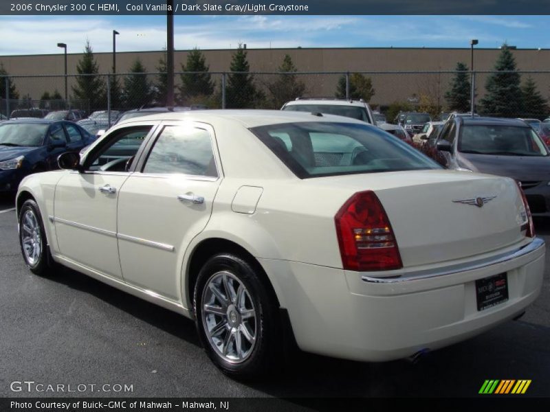 Cool Vanilla / Dark Slate Gray/Light Graystone 2006 Chrysler 300 C HEMI