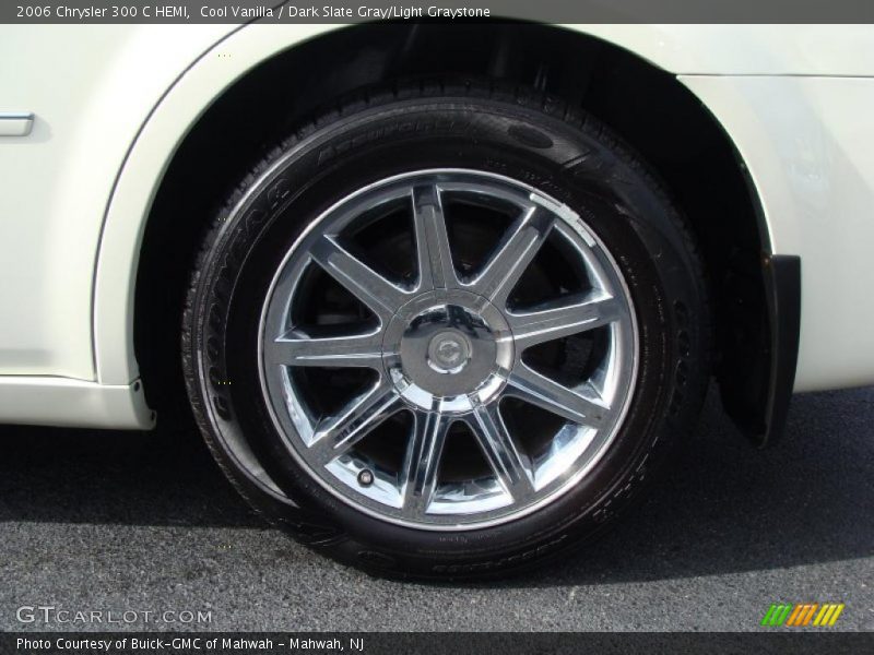 Cool Vanilla / Dark Slate Gray/Light Graystone 2006 Chrysler 300 C HEMI