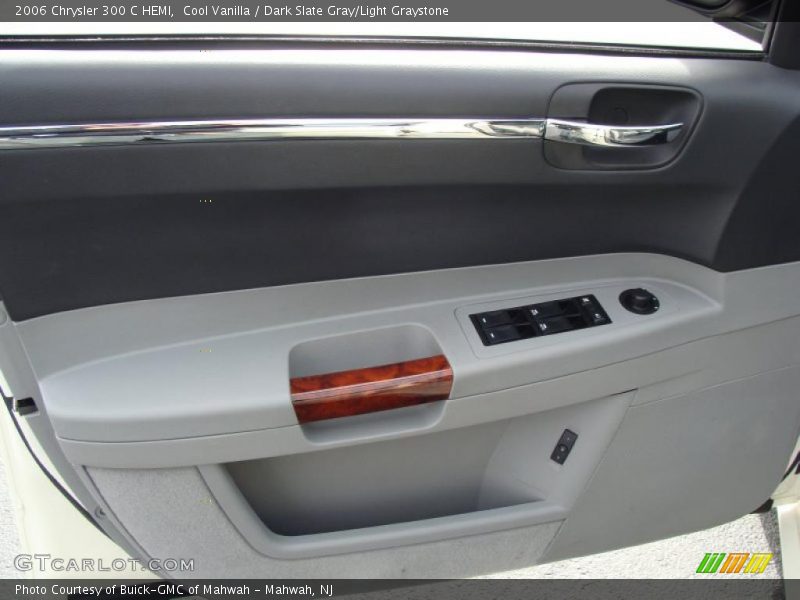 Cool Vanilla / Dark Slate Gray/Light Graystone 2006 Chrysler 300 C HEMI