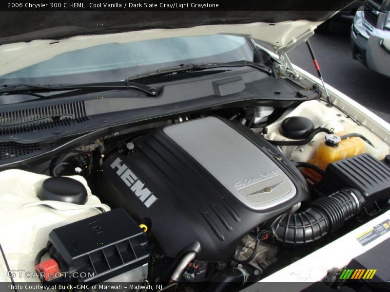Cool Vanilla / Dark Slate Gray/Light Graystone 2006 Chrysler 300 C HEMI
