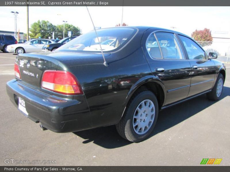 Cypress Green Pearl Metallic / Beige 1997 Nissan Maxima SE