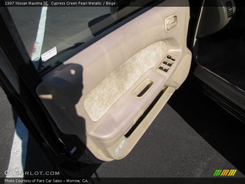 Cypress Green Pearl Metallic / Beige 1997 Nissan Maxima SE