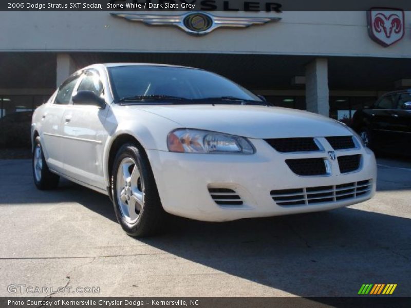 Stone White / Dark Slate Grey 2006 Dodge Stratus SXT Sedan