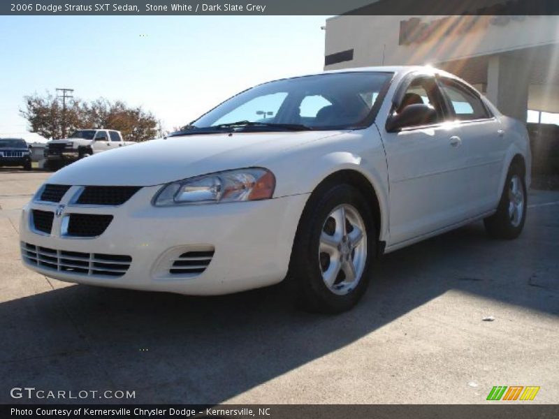 Stone White / Dark Slate Grey 2006 Dodge Stratus SXT Sedan