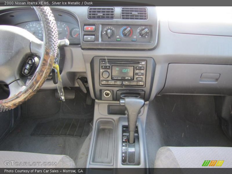 Silver Ice Metallic / Dusk 2000 Nissan Xterra XE V6