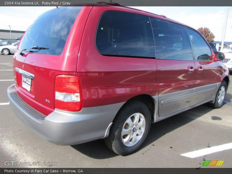 Ruby Red / Gray 2004 Kia Sedona LX