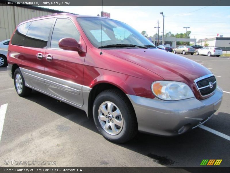 Ruby Red / Gray 2004 Kia Sedona LX