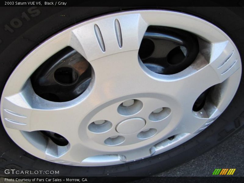 Black / Gray 2003 Saturn VUE V6