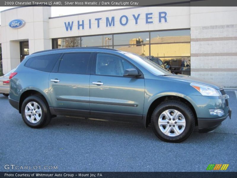 Silver Moss Metallic / Dark Gray/Light Gray 2009 Chevrolet Traverse LS AWD