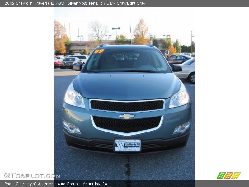 Silver Moss Metallic / Dark Gray/Light Gray 2009 Chevrolet Traverse LS AWD