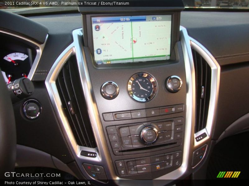 Controls of 2011 SRX 4 V6 AWD