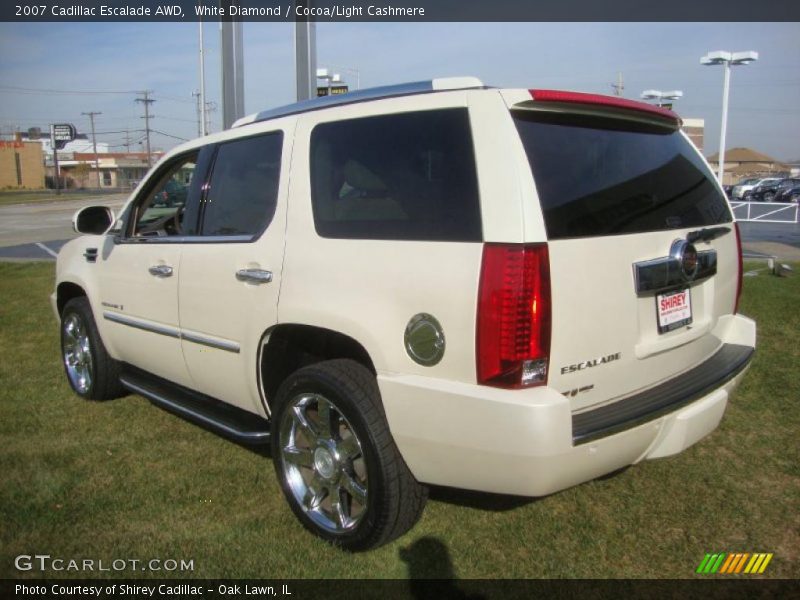 White Diamond / Cocoa/Light Cashmere 2007 Cadillac Escalade AWD