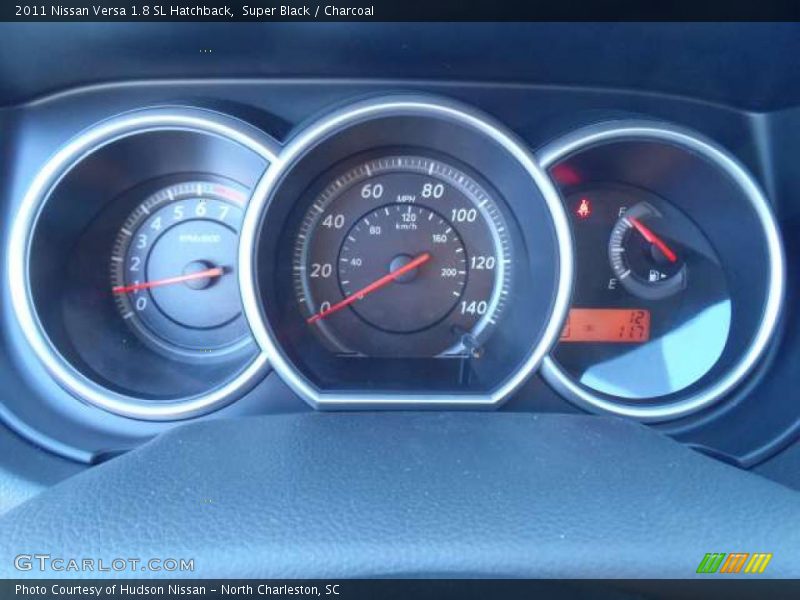  2011 Versa 1.8 SL Hatchback 1.8 SL Hatchback Gauges