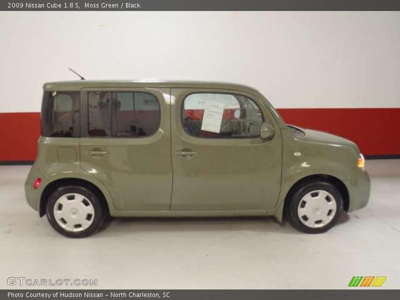 Moss Green / Black 2009 Nissan Cube 1.8 S