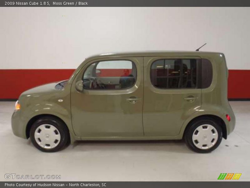 Moss Green / Black 2009 Nissan Cube 1.8 S