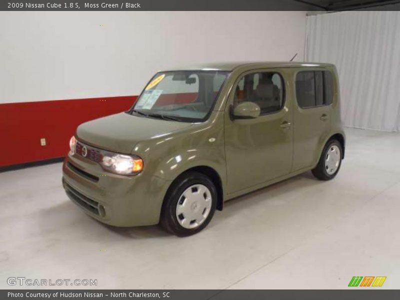 Moss Green / Black 2009 Nissan Cube 1.8 S