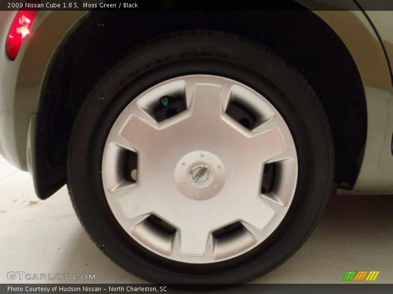 Moss Green / Black 2009 Nissan Cube 1.8 S
