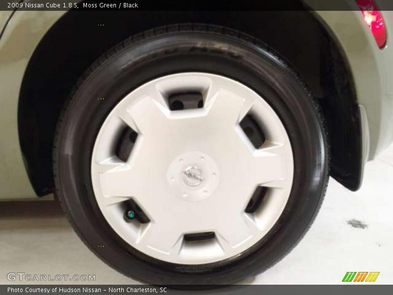 Moss Green / Black 2009 Nissan Cube 1.8 S