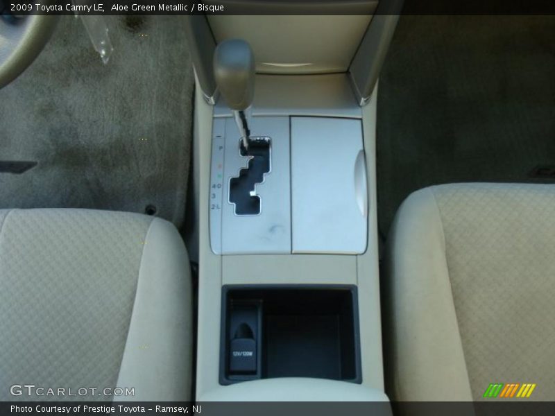 Aloe Green Metallic / Bisque 2009 Toyota Camry LE