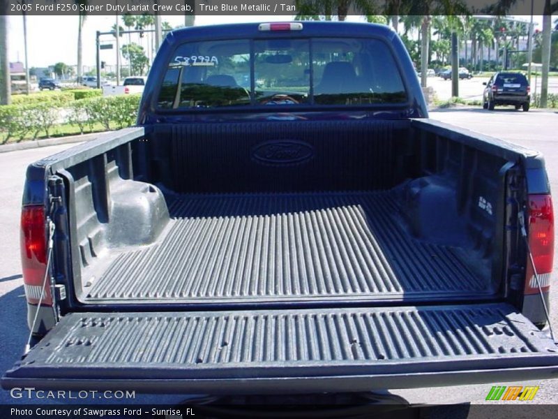 True Blue Metallic / Tan 2005 Ford F250 Super Duty Lariat Crew Cab