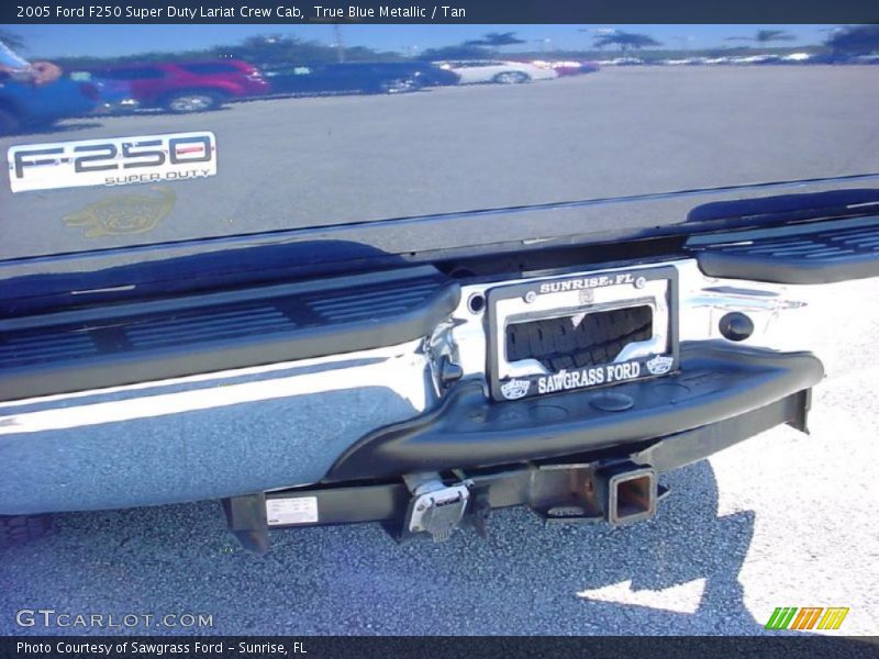 True Blue Metallic / Tan 2005 Ford F250 Super Duty Lariat Crew Cab