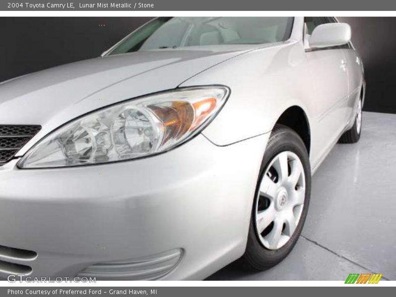 Lunar Mist Metallic / Stone 2004 Toyota Camry LE