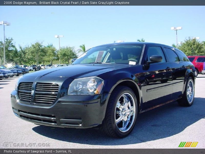 Brilliant Black Crystal Pearl / Dark Slate Gray/Light Graystone 2006 Dodge Magnum