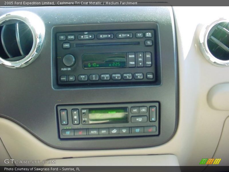 Controls of 2005 Expedition Limited