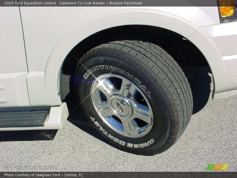  2005 Expedition Limited Wheel