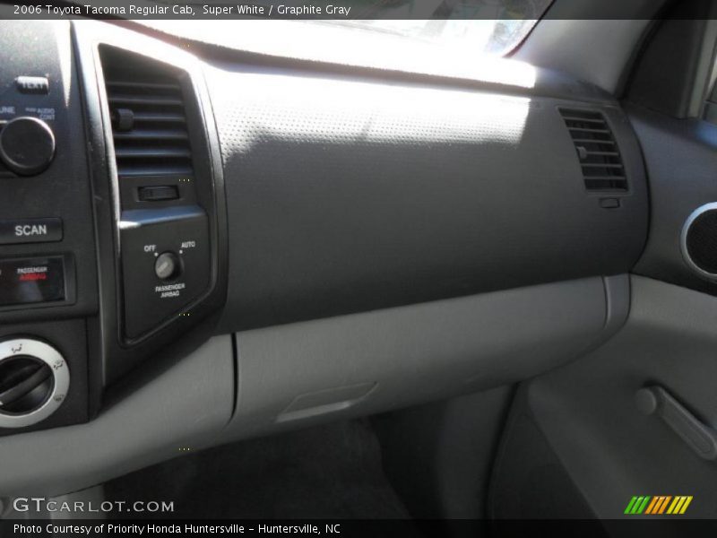Super White / Graphite Gray 2006 Toyota Tacoma Regular Cab