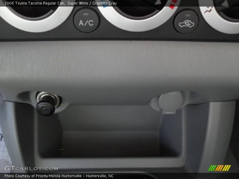 Super White / Graphite Gray 2006 Toyota Tacoma Regular Cab