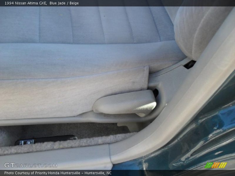 Blue Jade / Beige 1994 Nissan Altima GXE