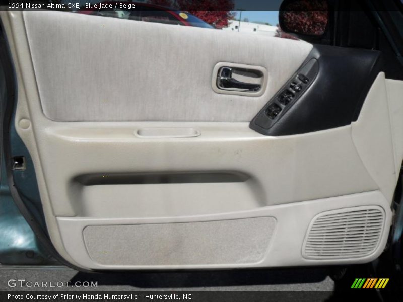 Blue Jade / Beige 1994 Nissan Altima GXE